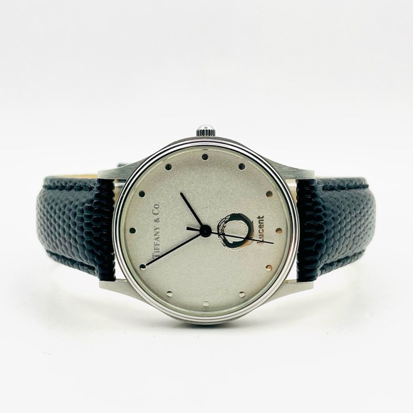 ❌SOLD❌ Tiffany And Co Lucent 33mm Swiss Made Unisex Watch - New Battery - Picture 2 of 16